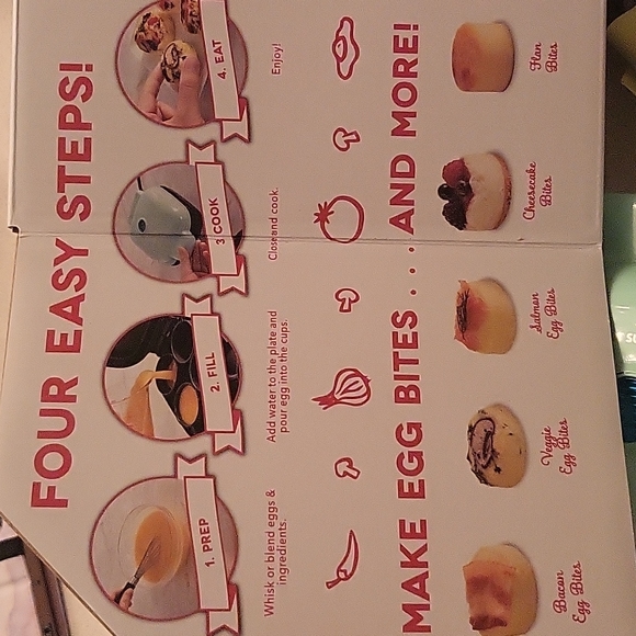 DASH Deluxe Sous Vide Style Egg Bite Maker with Silicone Molds AQUA - Picture 7 of 15